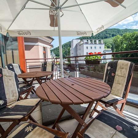 Garni Hotel Praha Trencianske Teplice Bagian luar foto