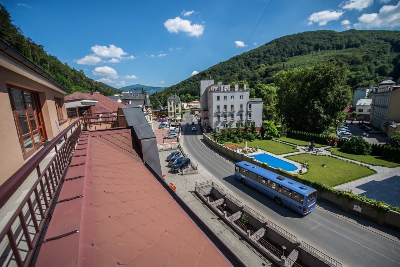 Garni Hotel Praha Trencianske Teplice Bagian luar foto